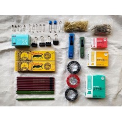 many types of stationery set